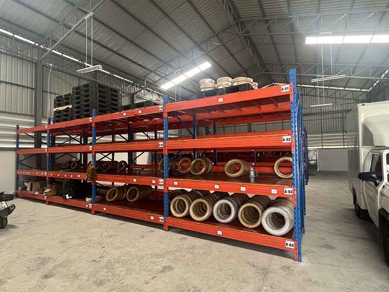 Prima vizită importantă a clientului la compania Dingyan Thai