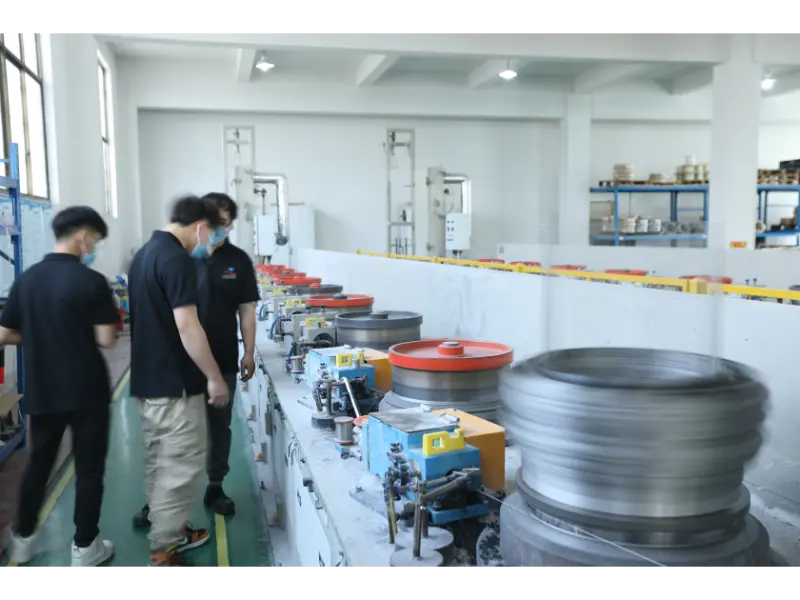 Pentru a fi printre întreprinderile peste dimensiunea desemnată” pentru Dingyan Metal Pentru a fi printre întreprinderile peste dimensiunea desemnată” pentru Dingyan Metal